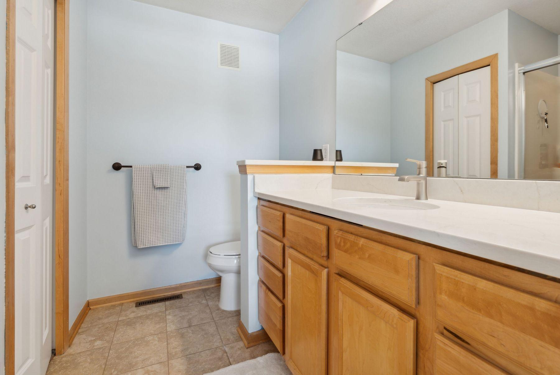 4373 Victor Path #4, Hugo, Minnesota image 15