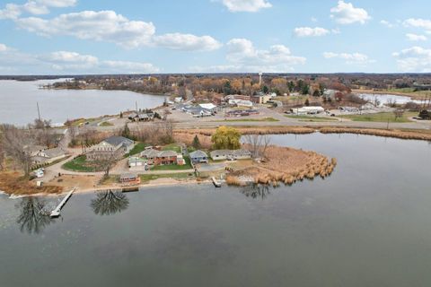 Apartment For Sale - 520 Park Island Road<br/> Center City, MN 55012