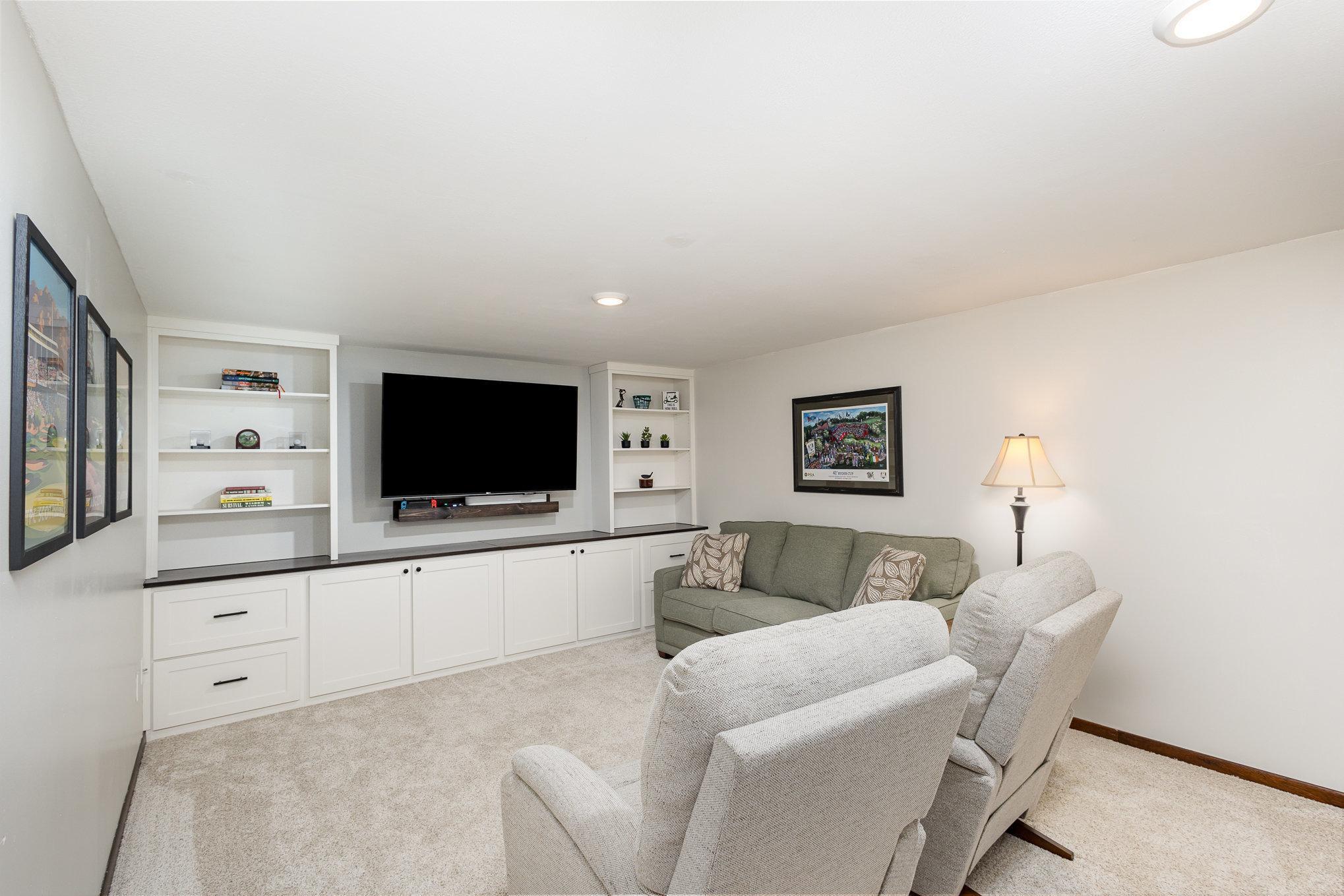 6361 Dawn Avenue, Inver Grove Heights, Minnesota image 17