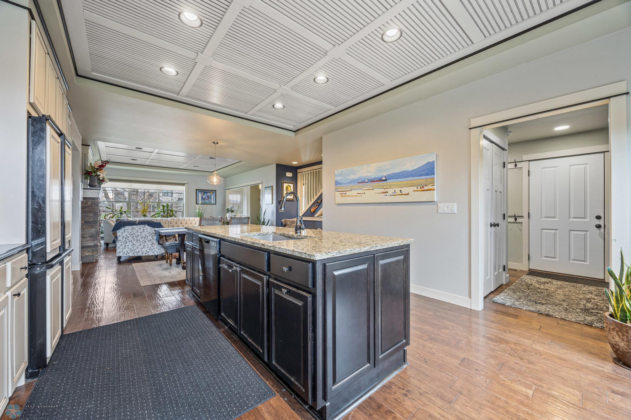 6028 Silverleaf Drive, Fargo, North Dakota image 12