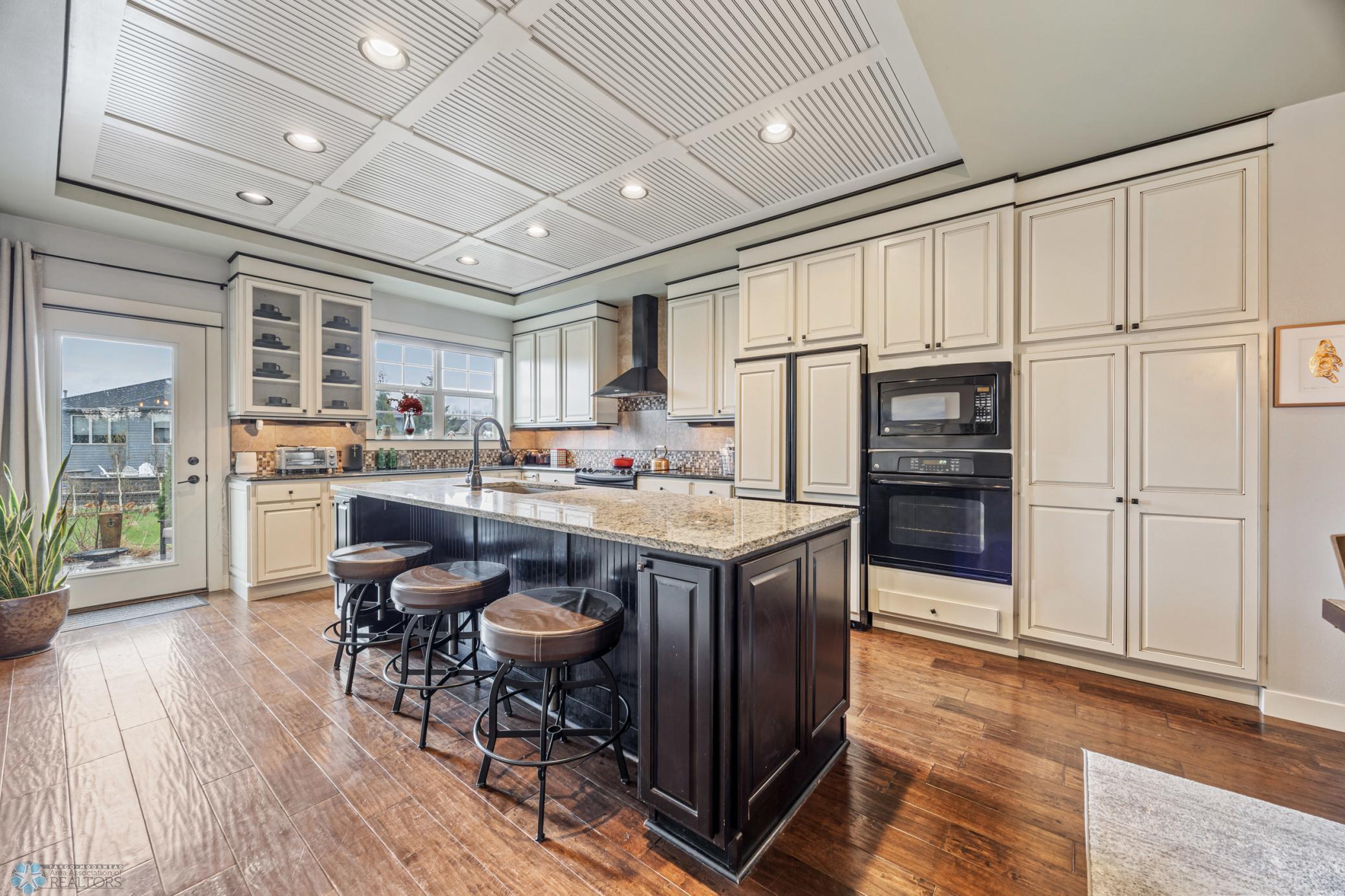 6028 Silverleaf Drive, Fargo, North Dakota image 10