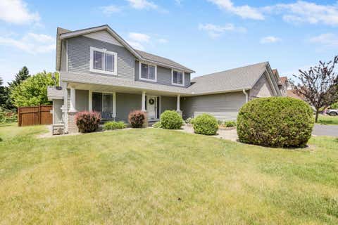 Homes For Sale - 19951 Excelsior Lane<br/> Farmington, MN 55024
