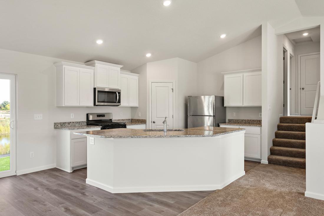 451 Valley Drive, Annandale, Minnesota image 22