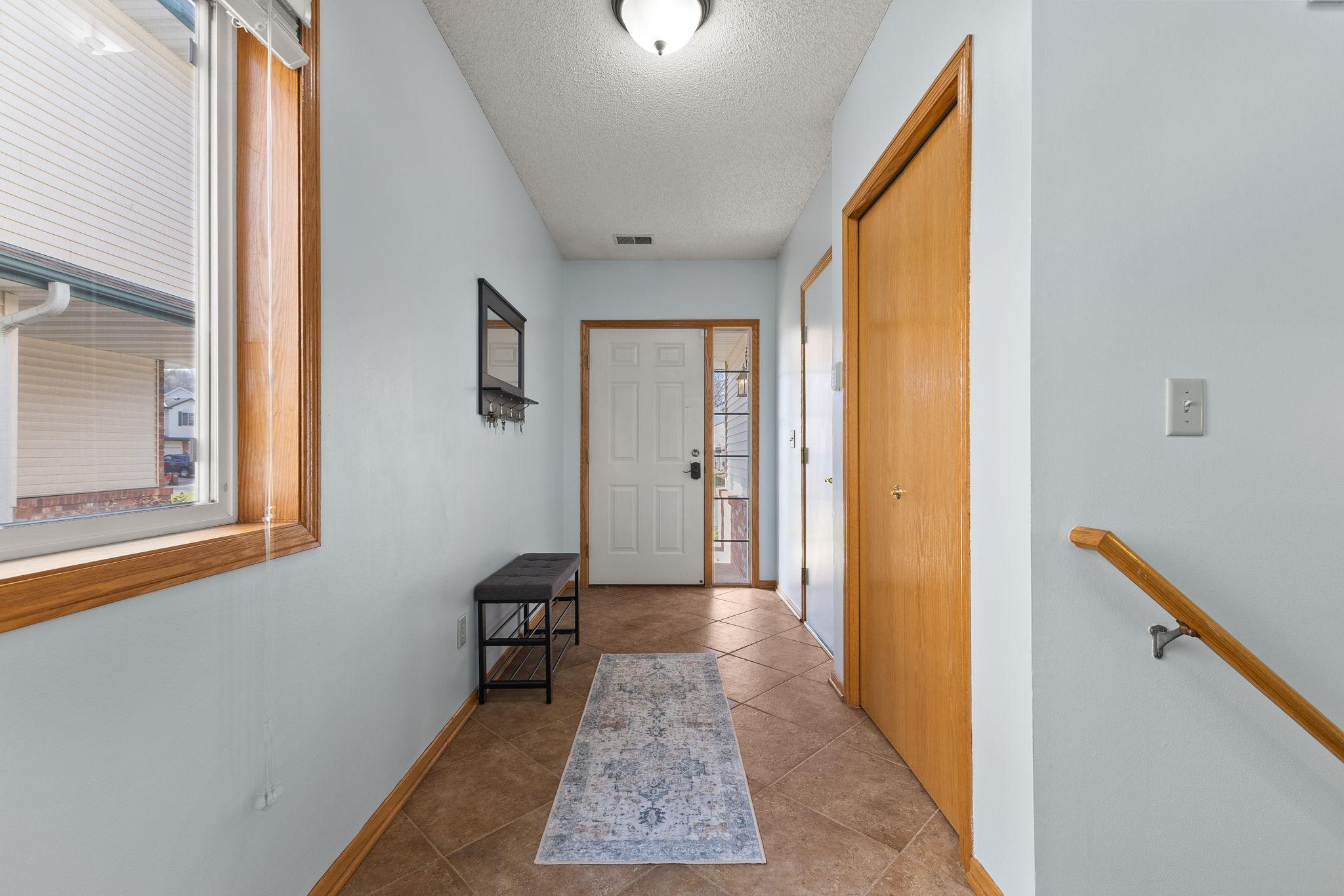 9208 E Point Douglas Lane, Cottage Grove, Minnesota image 24