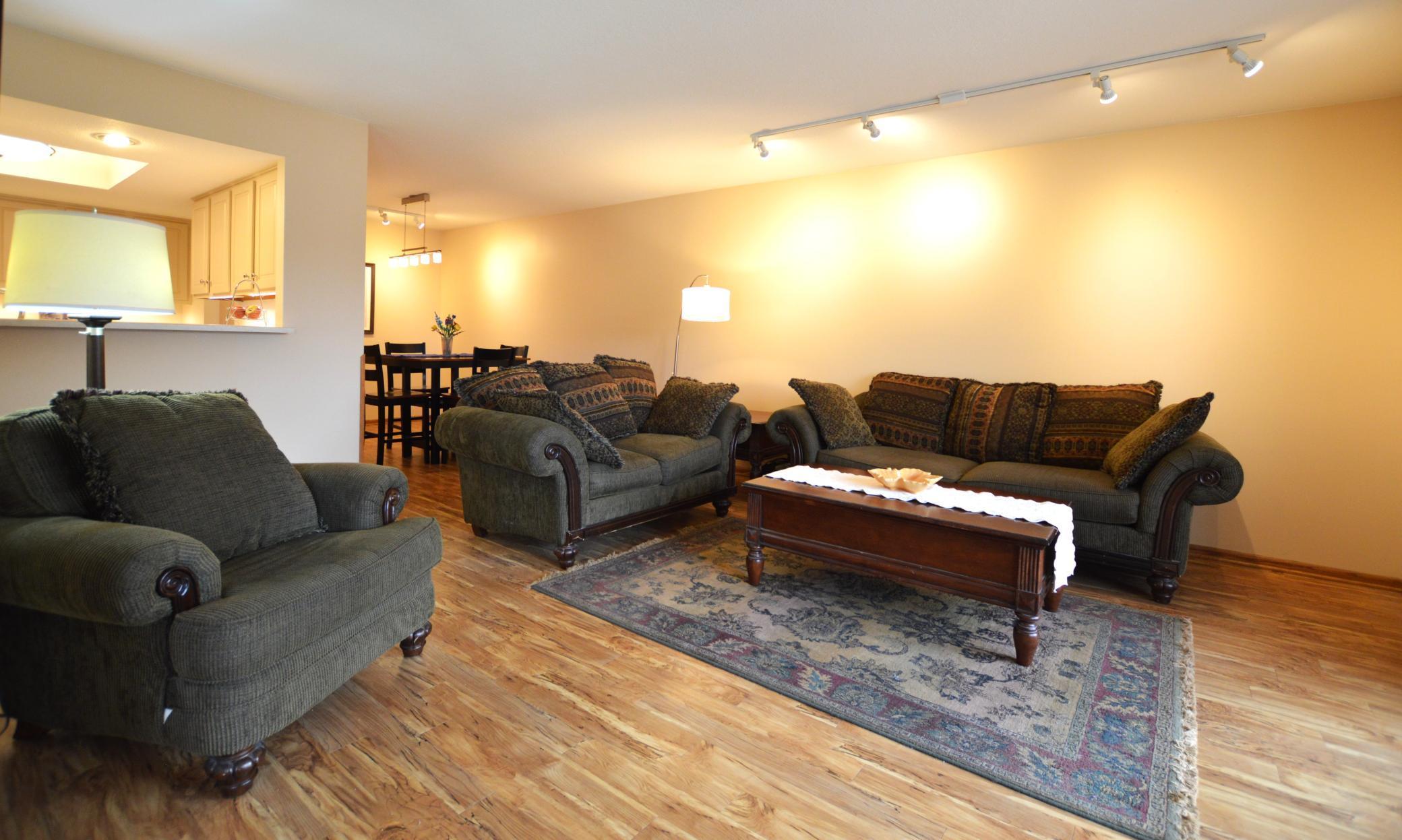 20 Windsor Lane #209A, New Brighton, Minnesota image 2