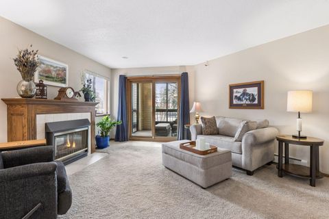 Condo For Sale - 7635 Edinborough Way<br/> Edina, MN 55435