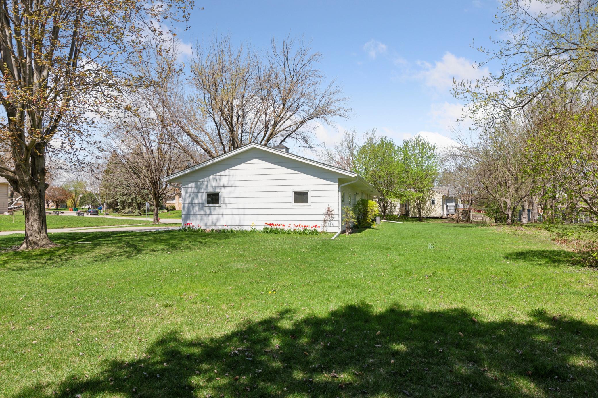 1475 Crest Drive, Chaska, Minnesota image 21