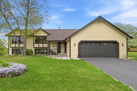 Homes For Sale - 1471 Summit Avenue<br/> Washington County, Saint Paul Park, MN 55071