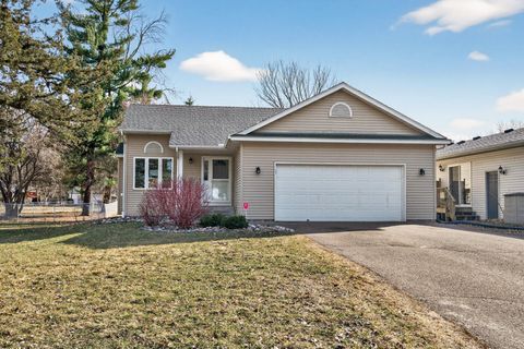 Homes For Sale - 326 S Shore Drive<br/> Washington County, Forest Lake, MN 55025