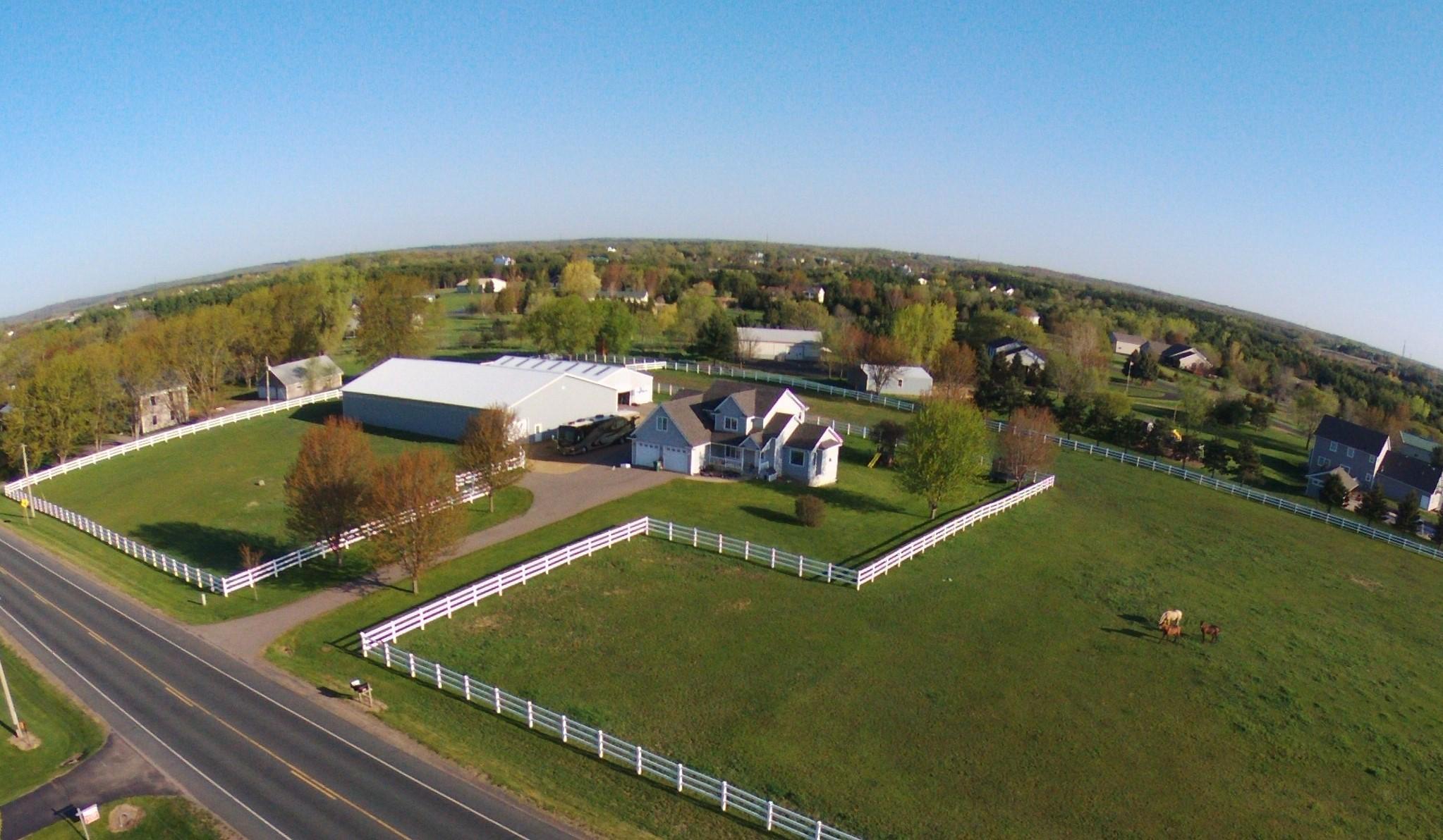724 Mc Cutcheon Road, Hudson, Wisconsin image 1