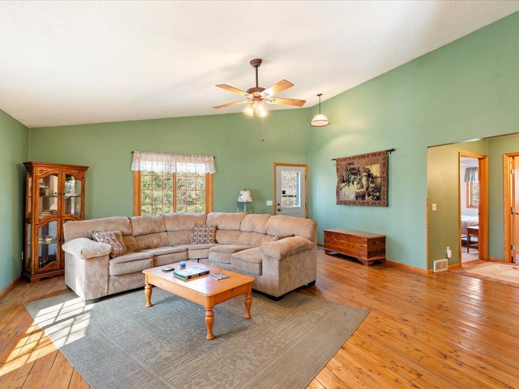 1587 SW Stallion Road, Pillager, Minnesota image 11