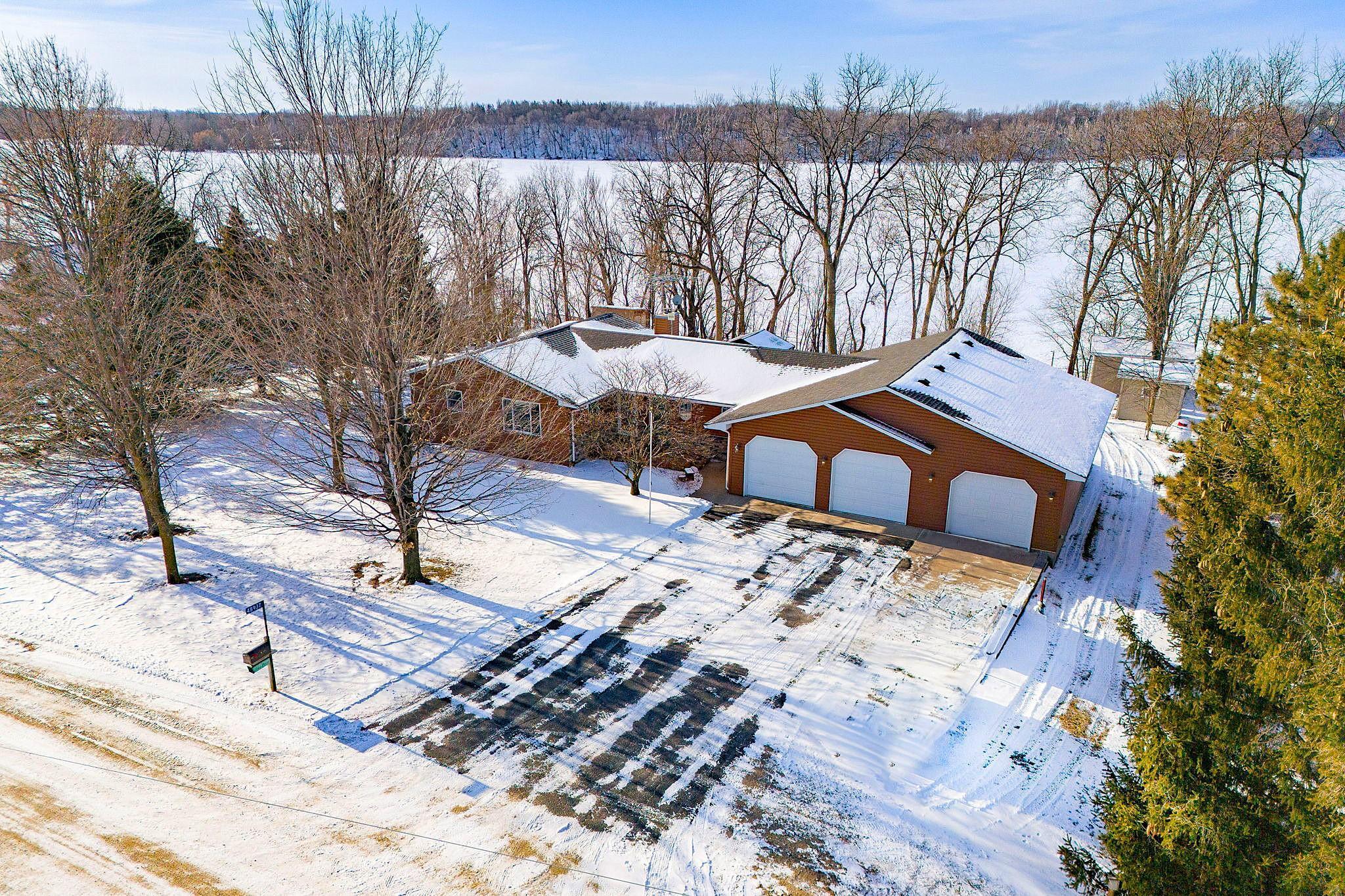 48937 North Shore Road, Waterville, Minnesota image 1