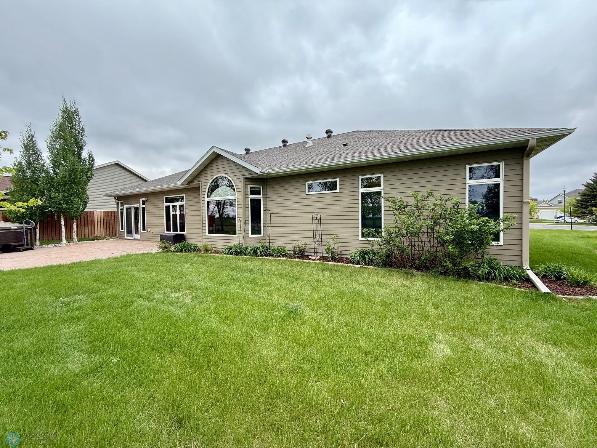 3823 43rd Avenue, Moorhead, Minnesota image 3