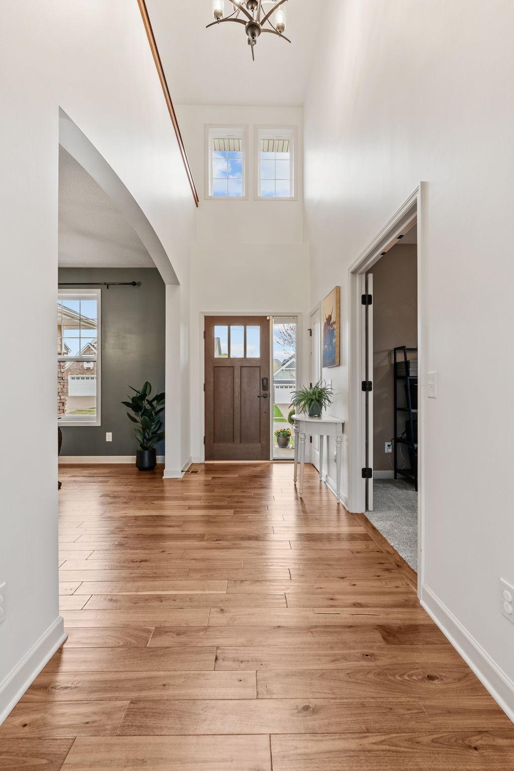 19325 Huntington Avenue, Lakeville, Minnesota image 3