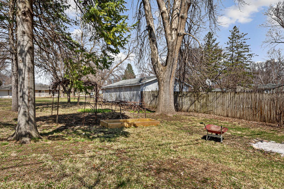 626 Hazel Lane, Owatonna, Minnesota image 29
