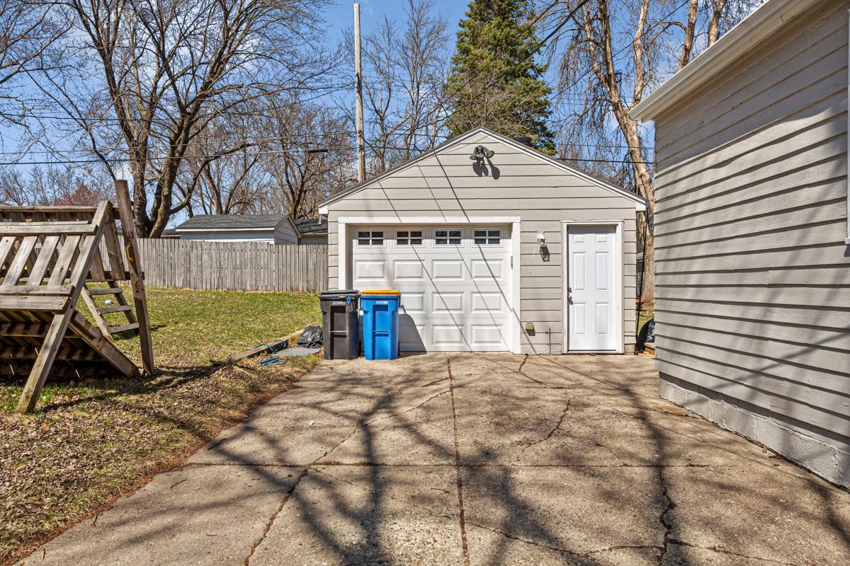 626 Hazel Lane, Owatonna, Minnesota image 21