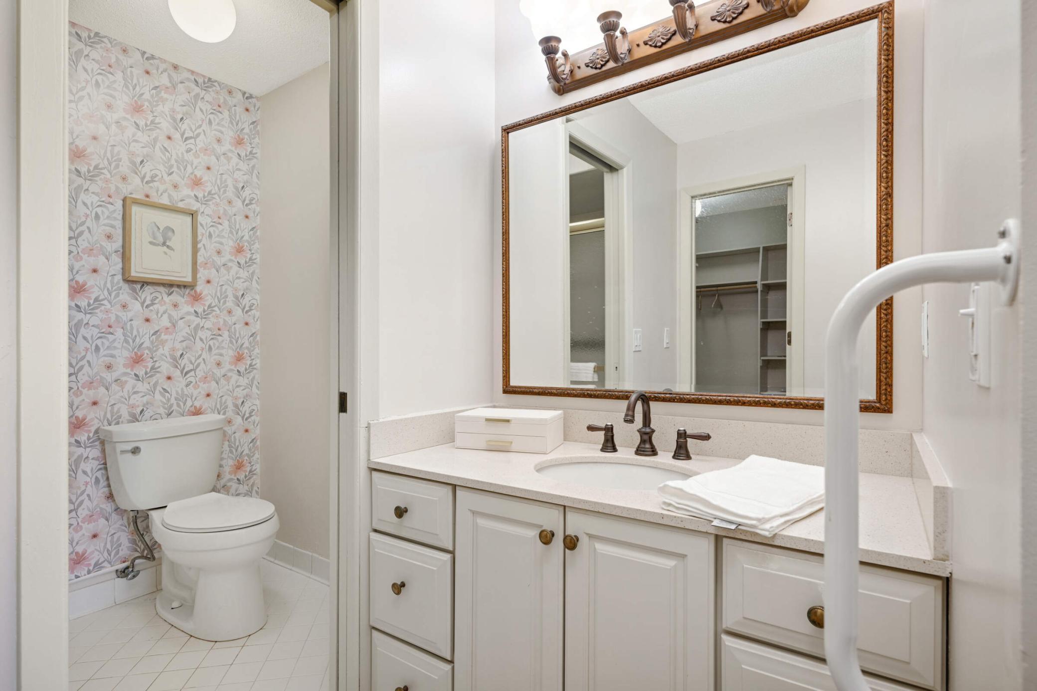 8549 Irwin Road #325, Bloomington, Minnesota image 22