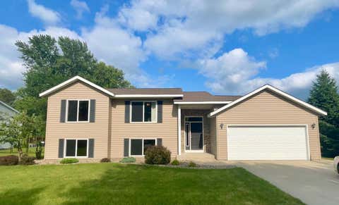Homes For Sale - 1905 20th Street<br/> Austin, MN 55912