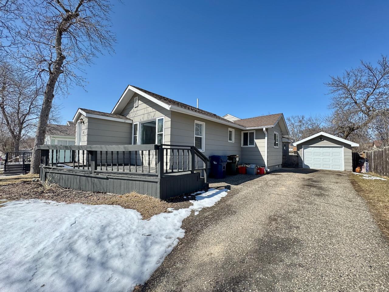 111 E Cherry Avenue, Fergus Falls, Minnesota image 1
