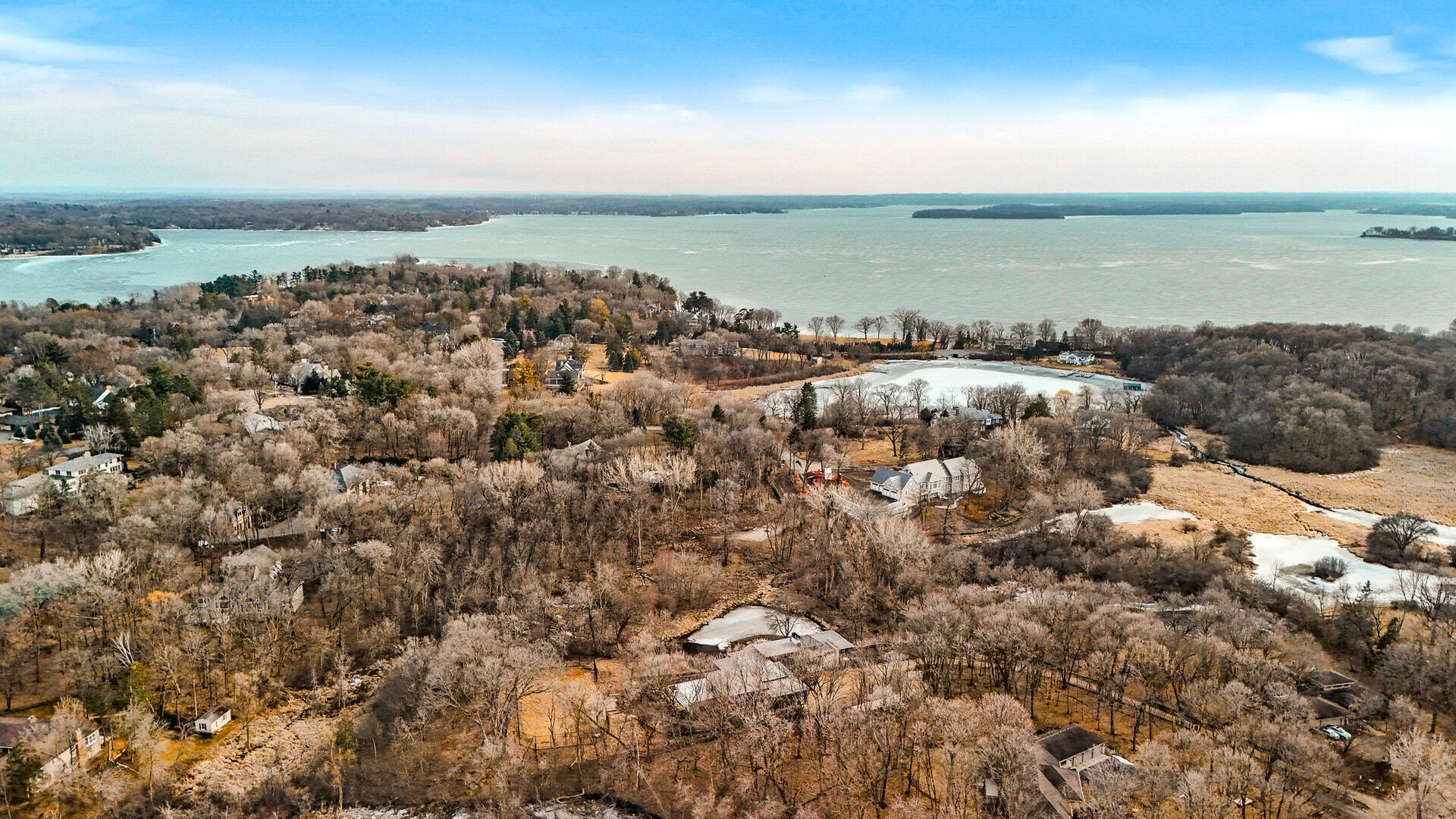 445 Bovey Road, Wayzata, Minnesota image 11