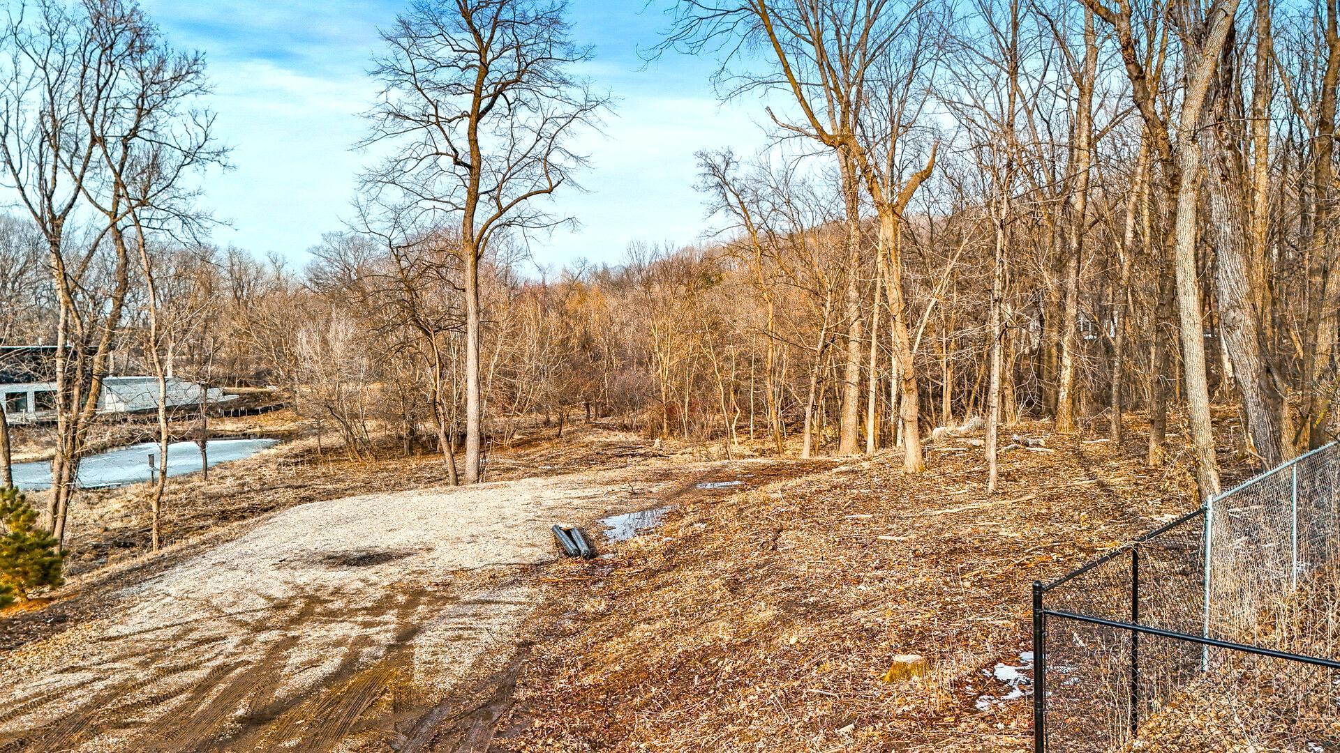 445 Bovey Road, Wayzata, Minnesota image 5
