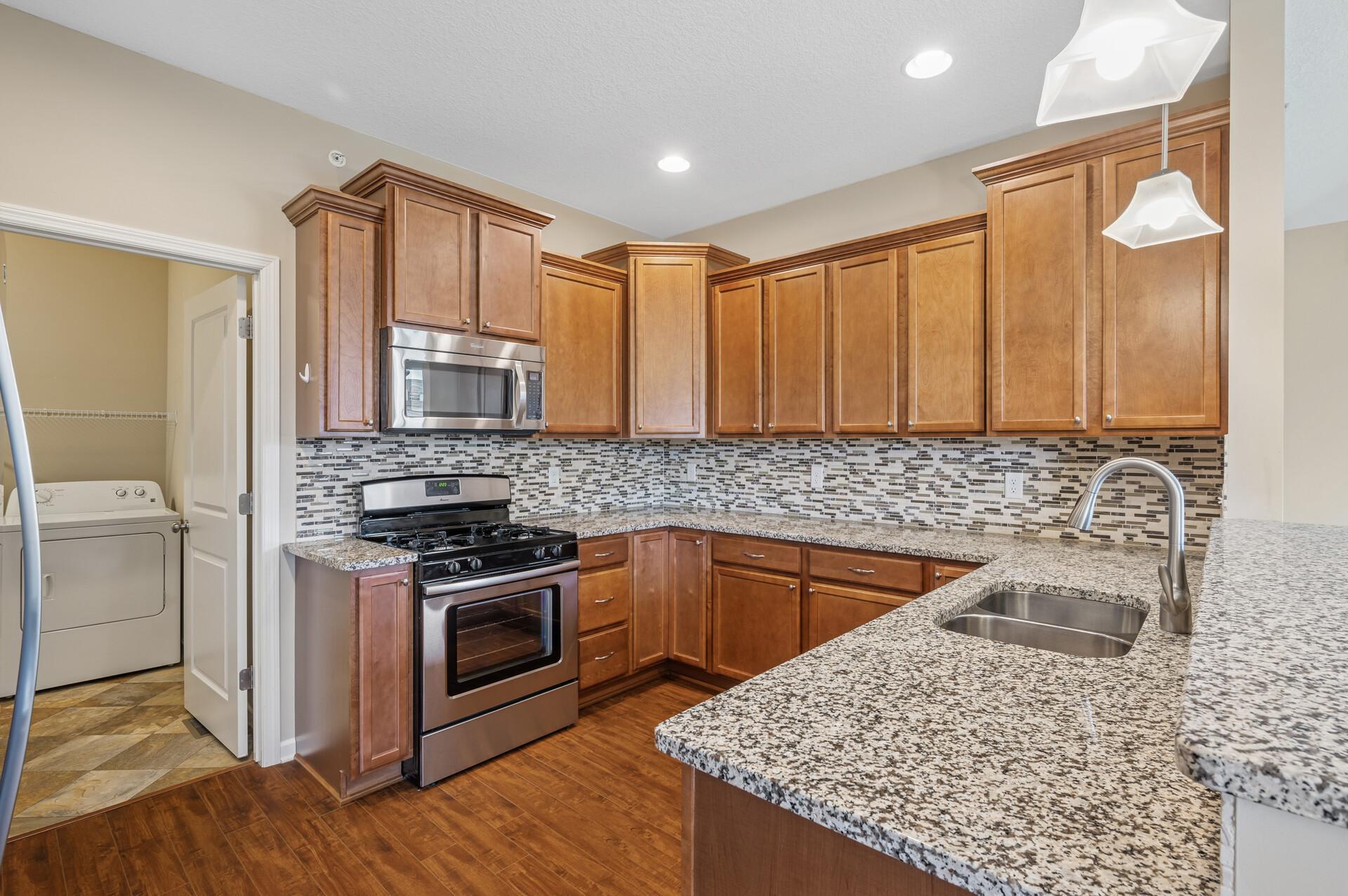 1323 Lylewood Parkway, Carver, Minnesota image 12
