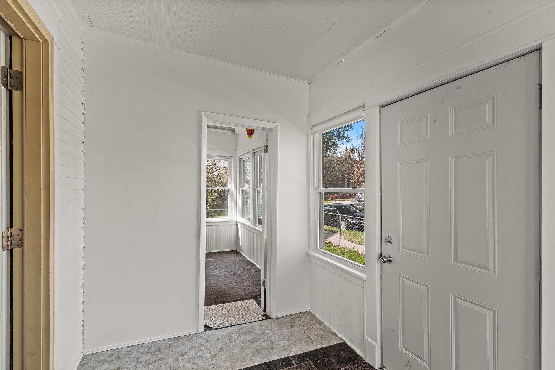 2745 Columbus Avenue, Minneapolis, Minnesota image 4