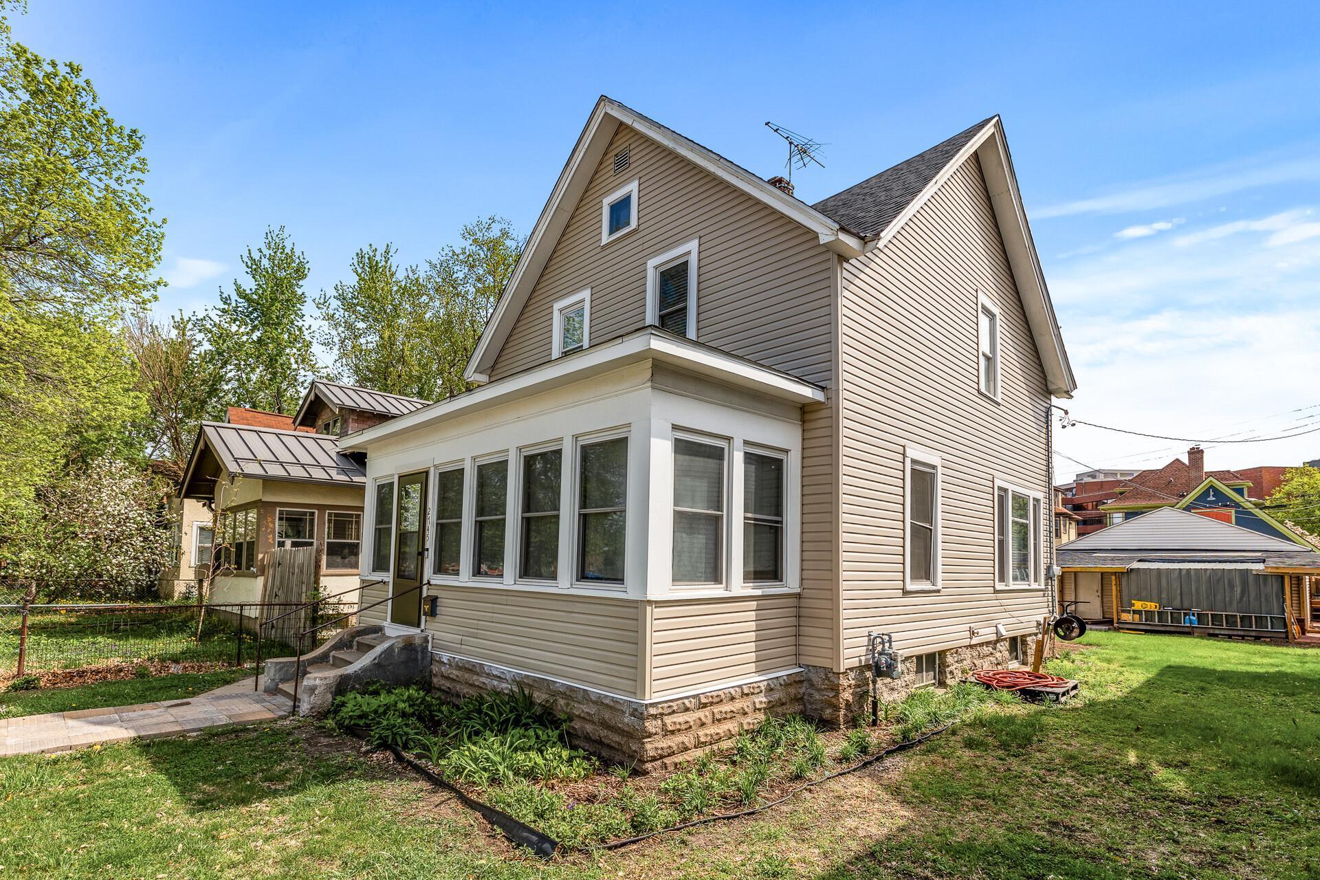 2745 Columbus Avenue, Minneapolis, Minnesota image 2