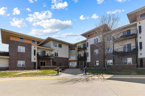 Condo For Sale - 3200 11th Street<br/> Fargo, ND 58104