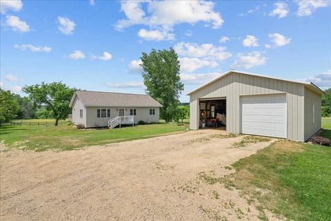 Homes For Sale - N7905 County Road Bb<br/> Spring Valley, WI 54767