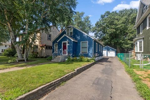 Homes For Sale - 867 Delaware Avenue<br/> Ramsey County, Saint Paul, MN 55107