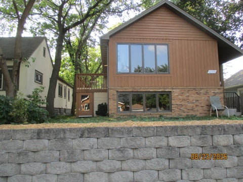 Homes For Sale - 4120 46th Avenue<br/> Minneapolis, MN 55406