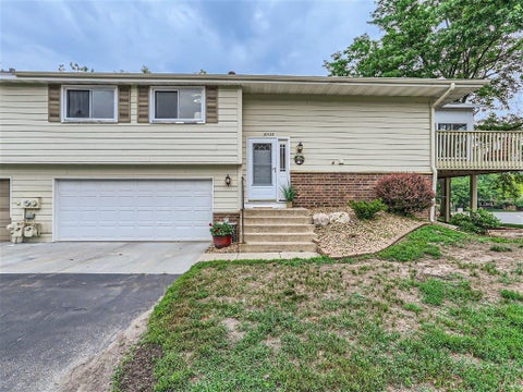 Homes For Sale - 10422 Decatur Avenue<br/> Minneapolis, MN 55438