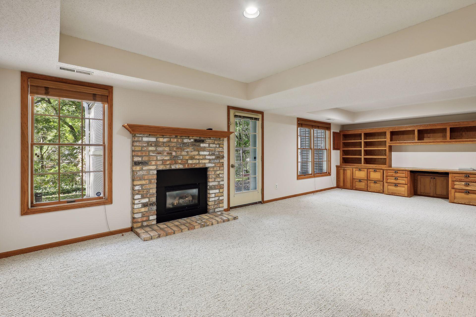 15032 Windemere Lane, Burnsville, Minnesota image 18