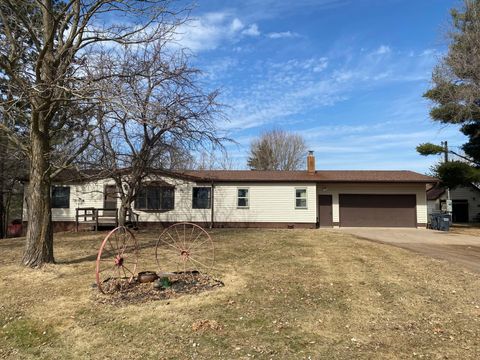 Homes For Sale - 410 Acacia Way<br/> Stanchfield, MN 55080