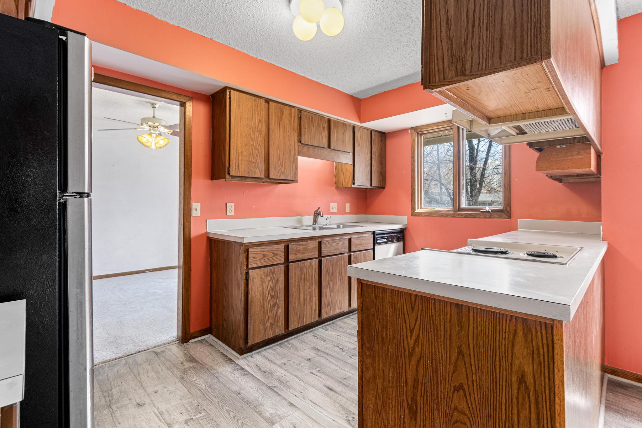 18965 Deerfield Trail, Eden Prairie, Minnesota image 7