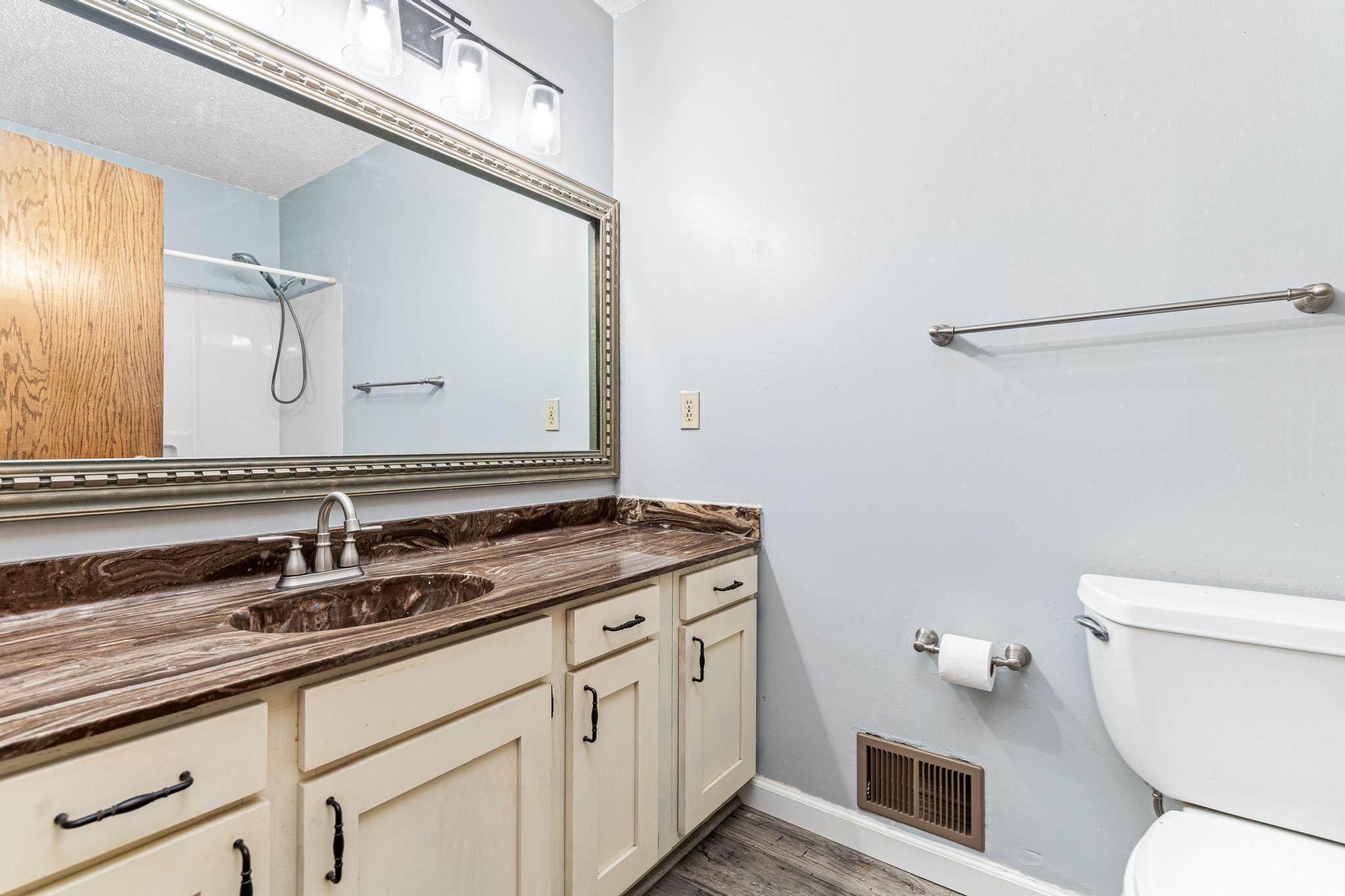 18965 Deerfield Trail, Eden Prairie, Minnesota image 15