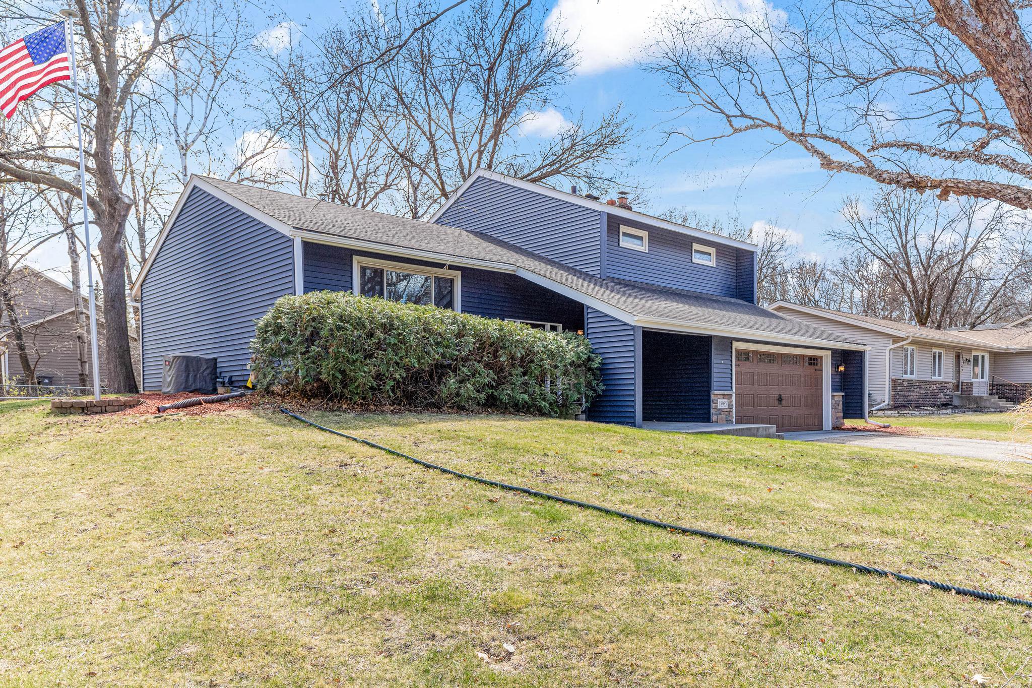 18965 Deerfield Trail, Eden Prairie, Minnesota image 24