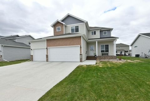 Homes For Sale - 6620 57th Avenue<br/> Cass County, Fargo, ND 58104