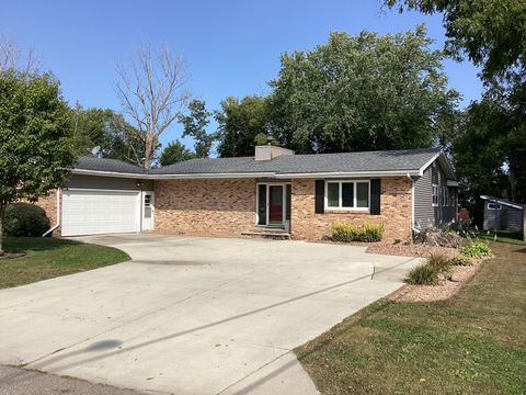 Homes For Sale - 1518 Elm Street<br/> Freeborn County, Albert Lea, MN 56007