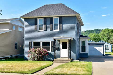 Homes For Sale - 501 E Howard (10th) Street<br/> Winona, MN 55987