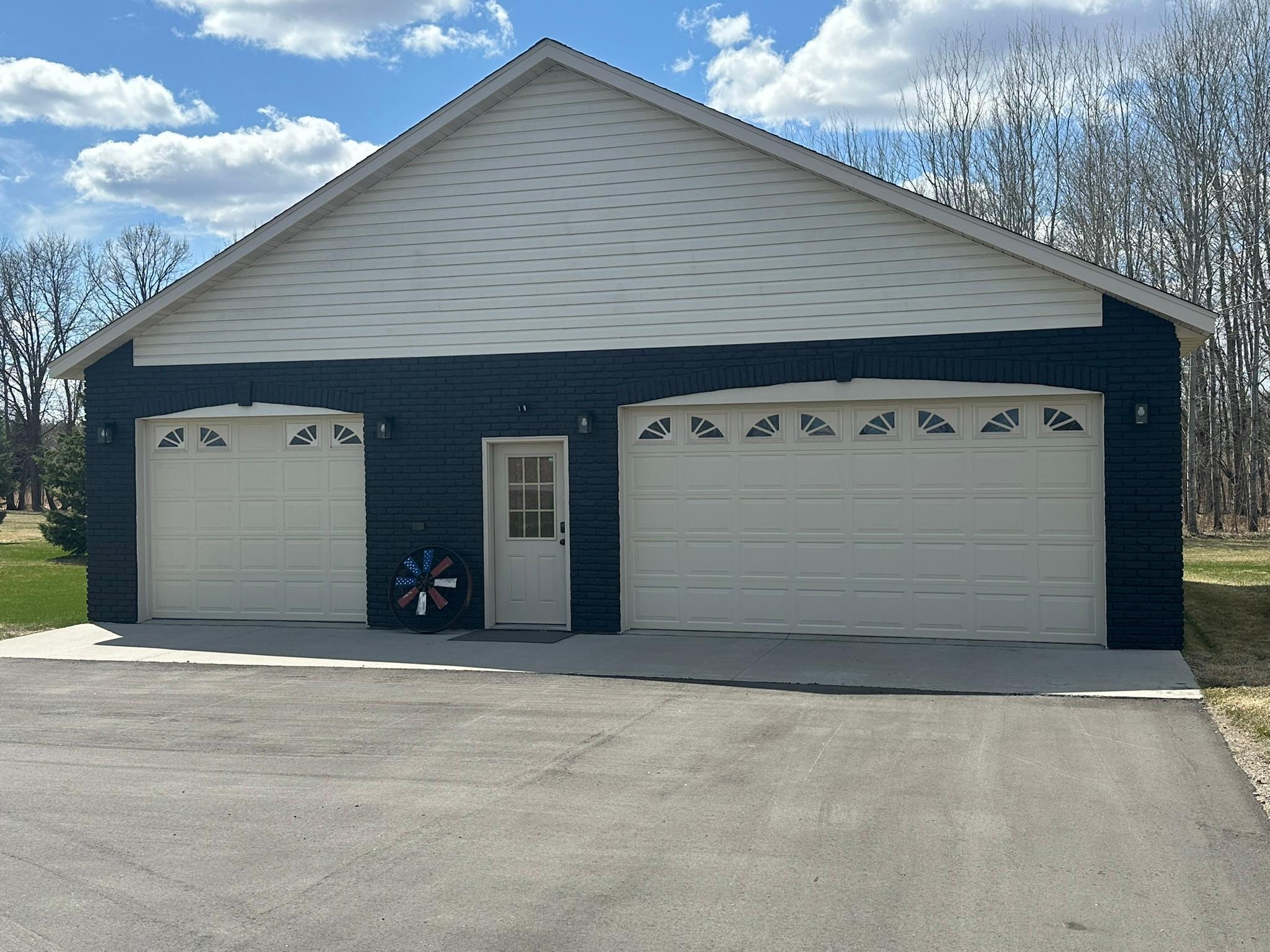 910 Willow Springs Road, Detroit Lakes, Minnesota image 3