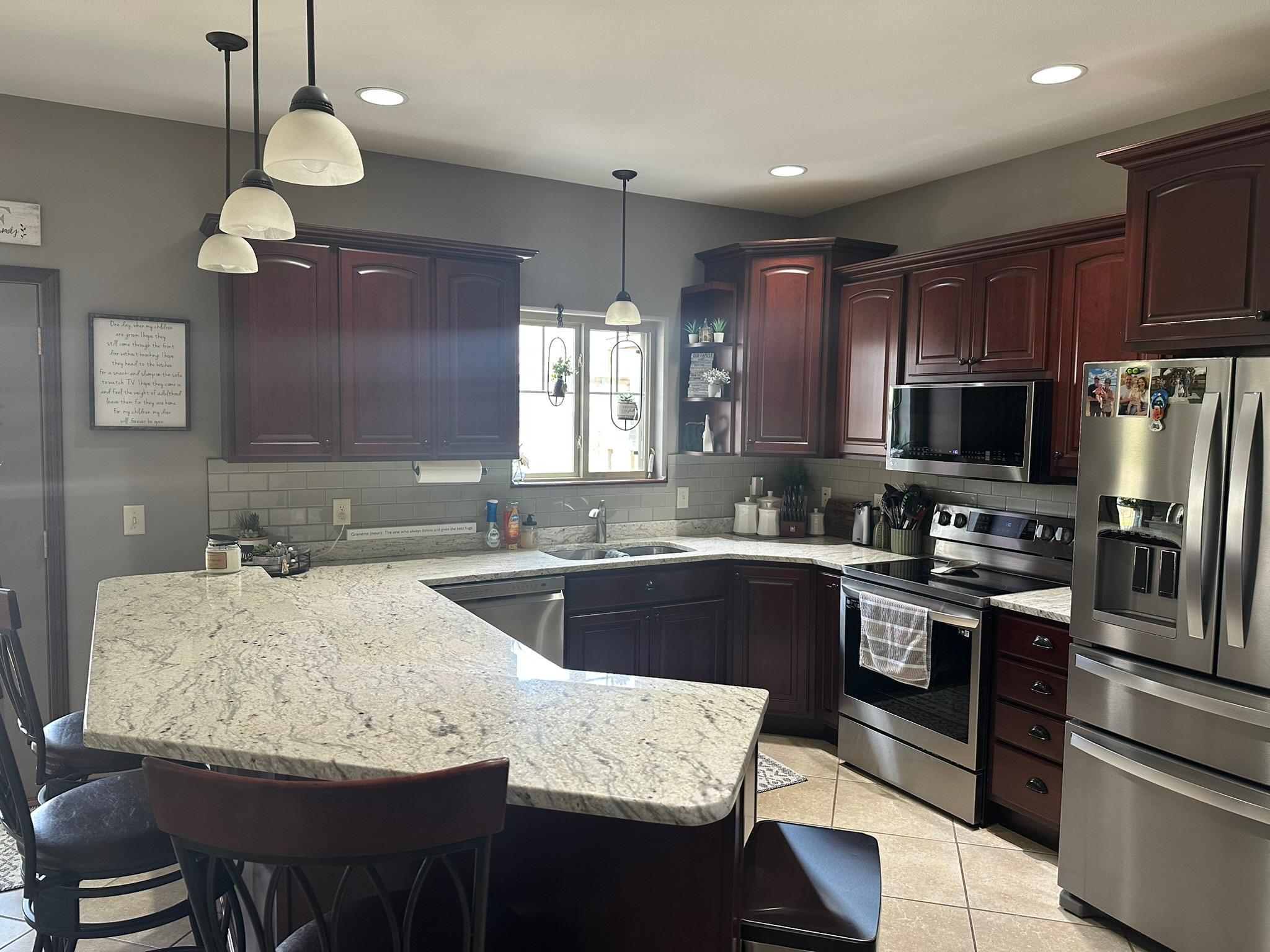 910 Willow Springs Road, Detroit Lakes, Minnesota image 4