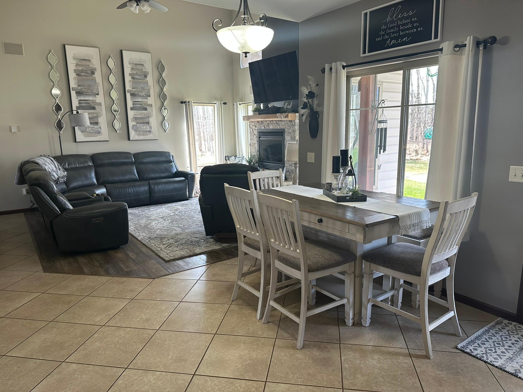 910 Willow Springs Road, Detroit Lakes, Minnesota image 7