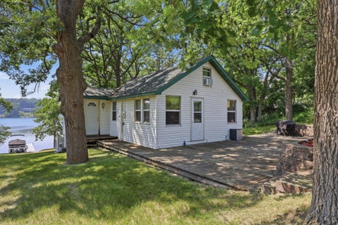 Homes For Sale - 15588 E Munson Drive<br/> Becker County, Detroit Lakes, MN 56501