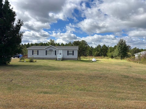 Homes For Sale - 393 Paul Miller Lane<br/> Bemidji, MN 56601