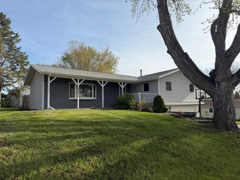 Homes For Sale - 101 E Virginia Street<br/> Rock County, Luverne, MN 56156