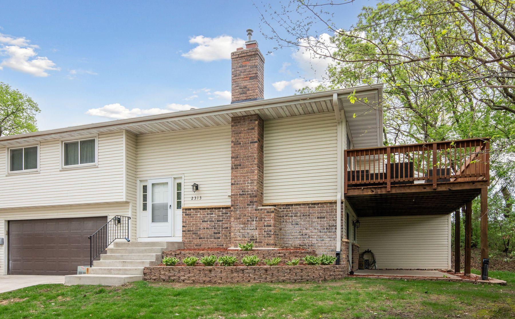 2313 E 122nd Street, Burnsville, Minnesota image 3