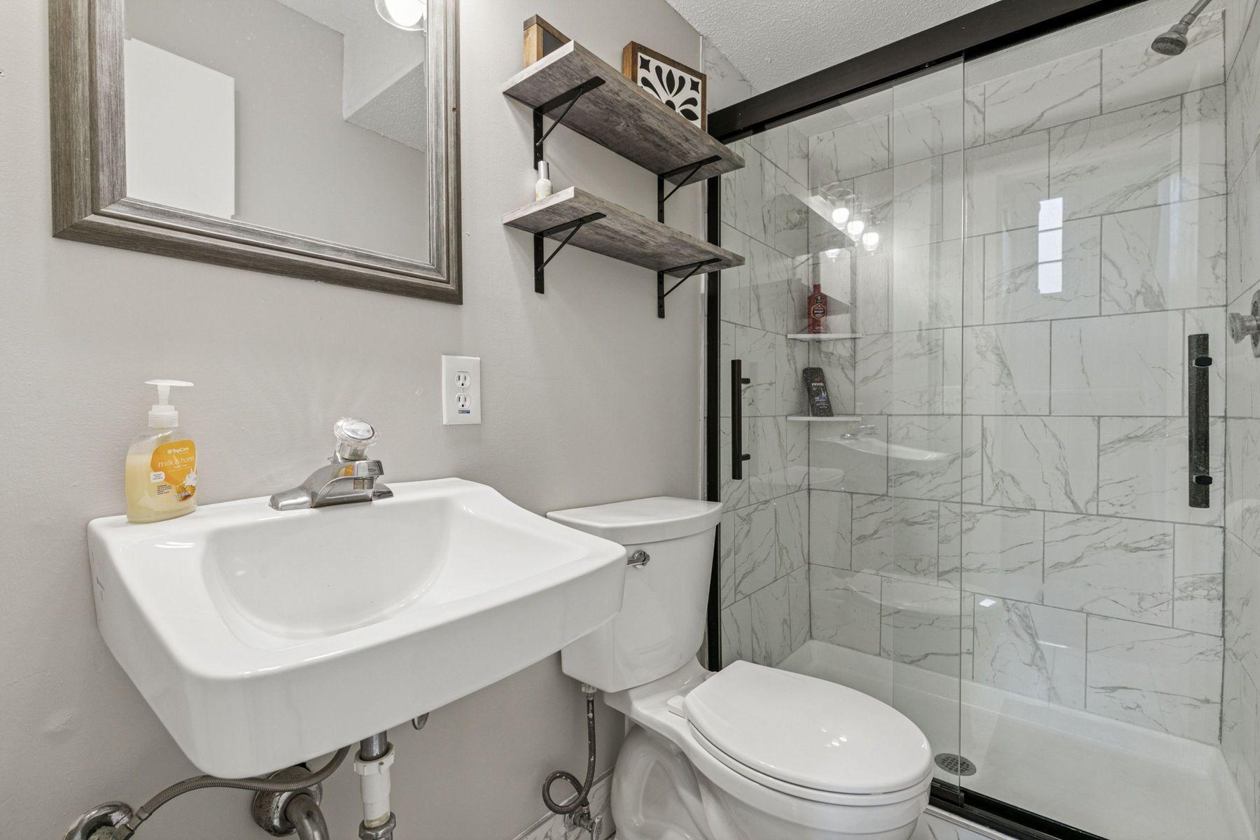 2313 E 122nd Street, Burnsville, Minnesota image 23