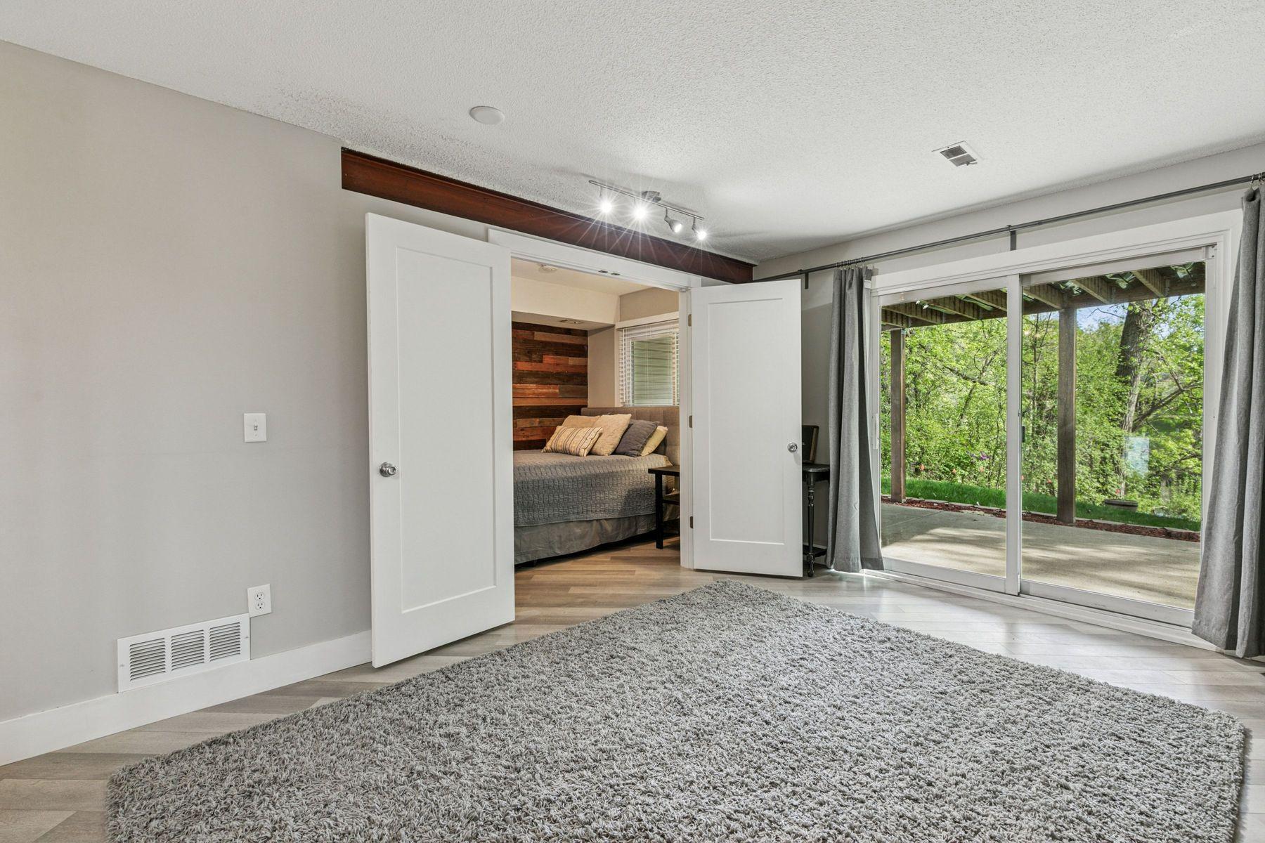 2313 E 122nd Street, Burnsville, Minnesota image 20